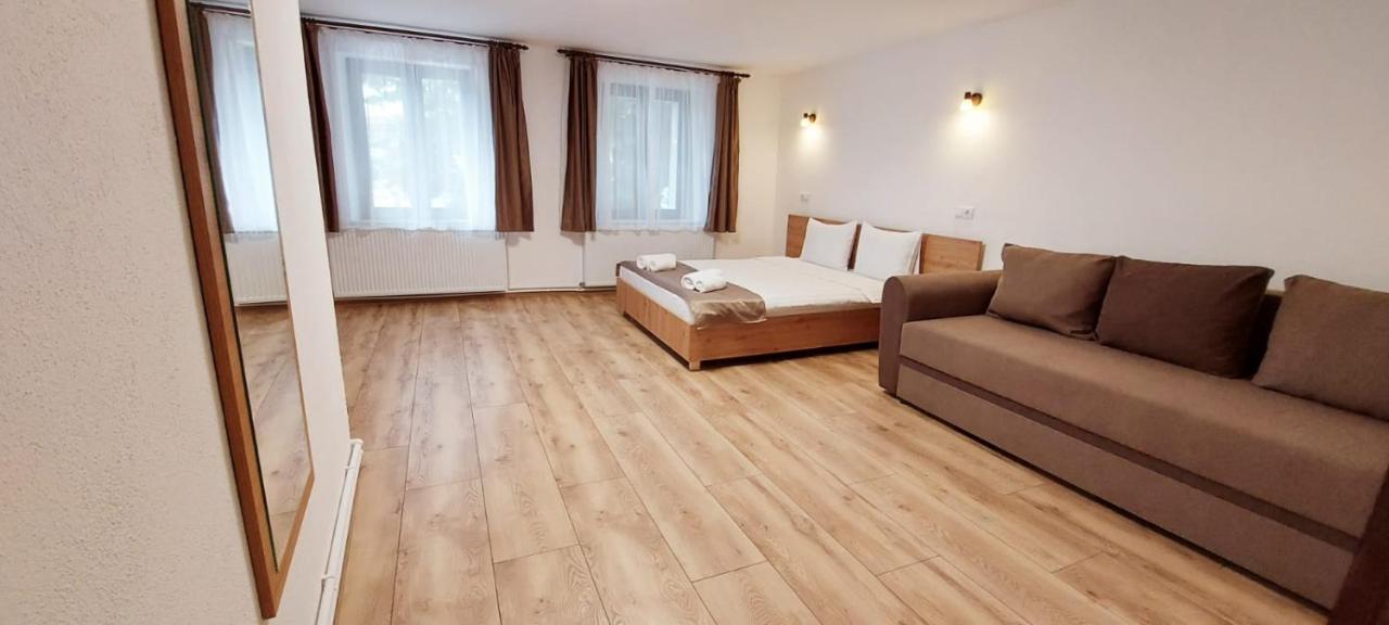فندق Lindenhaus سيبيو المظهر الخارجي الصورة