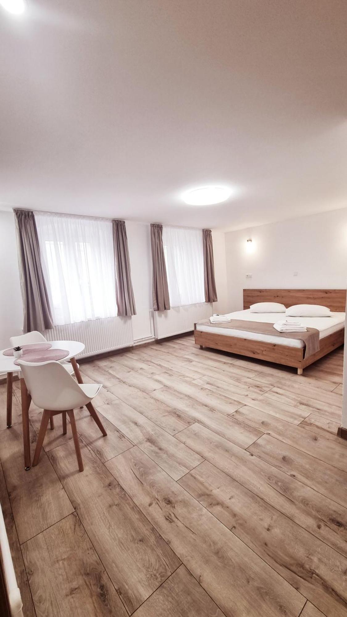 فندق Lindenhaus سيبيو المظهر الخارجي الصورة